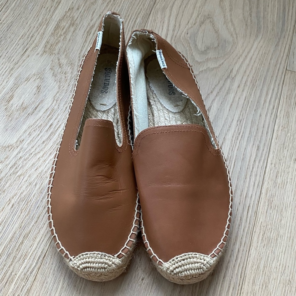 Soludos espadrille slip on shoe in brown. Size 9.5